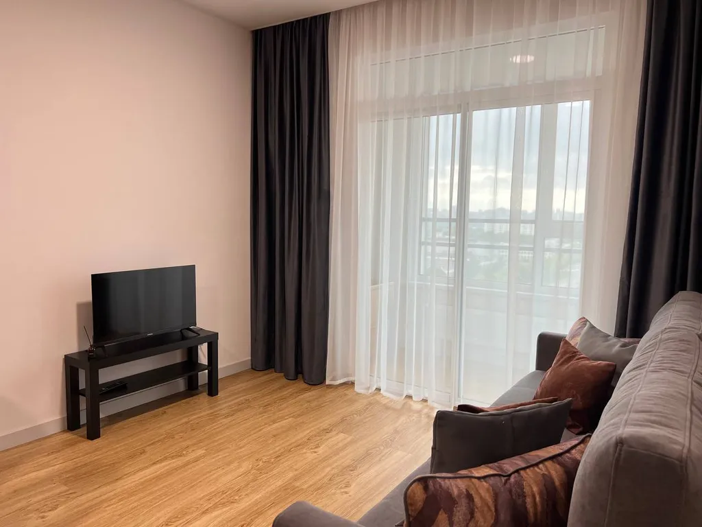 Апартаменты комфорт класса на главном проспекте города