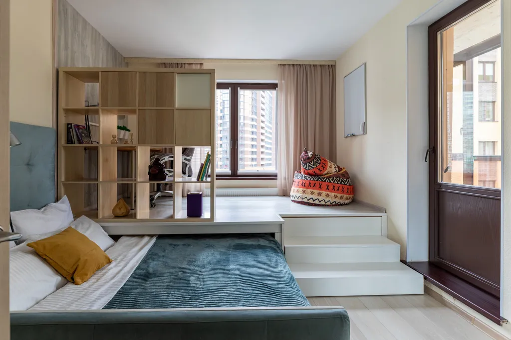 Двухкомнатная квартира с подиумами