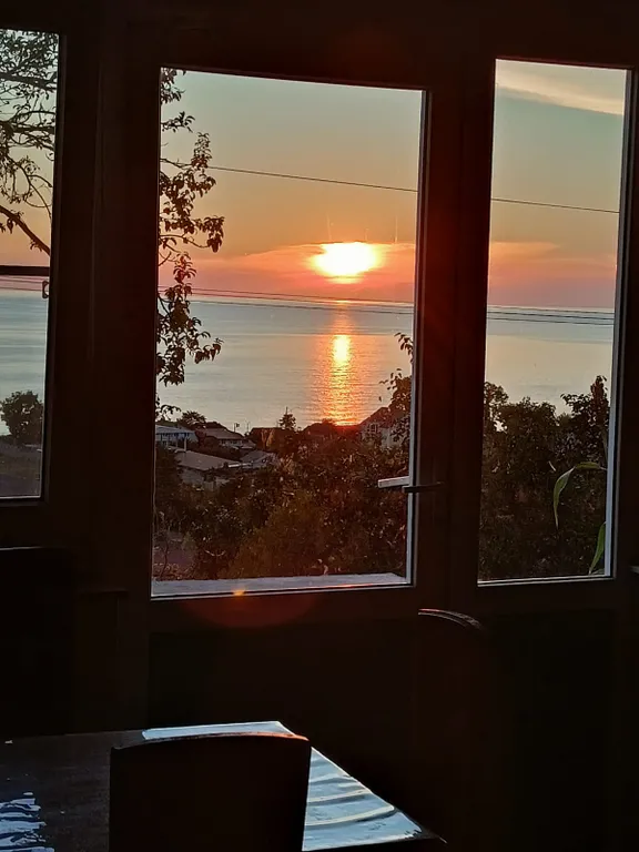 Домик №4 с шикарным видом на море