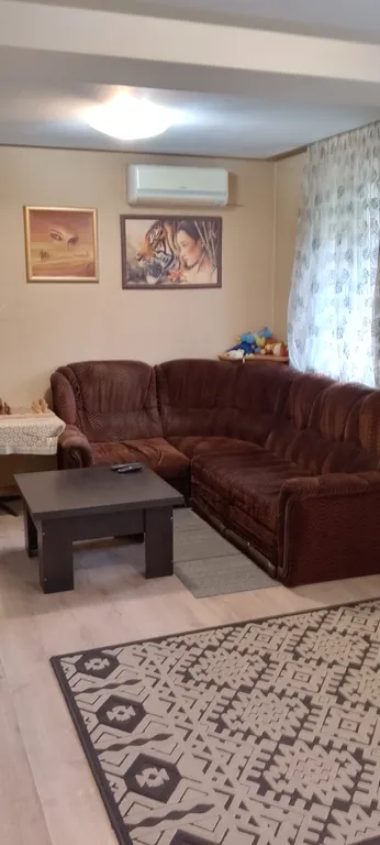 Уютная отдельная студия, дам видио всей квартиры детально)