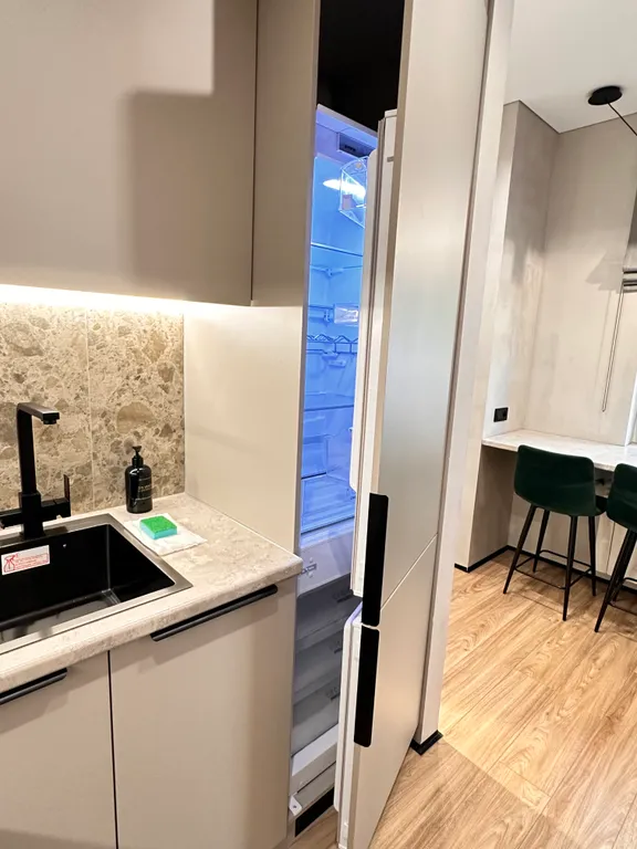 Апартаменты с балконом в центре курортной зоны