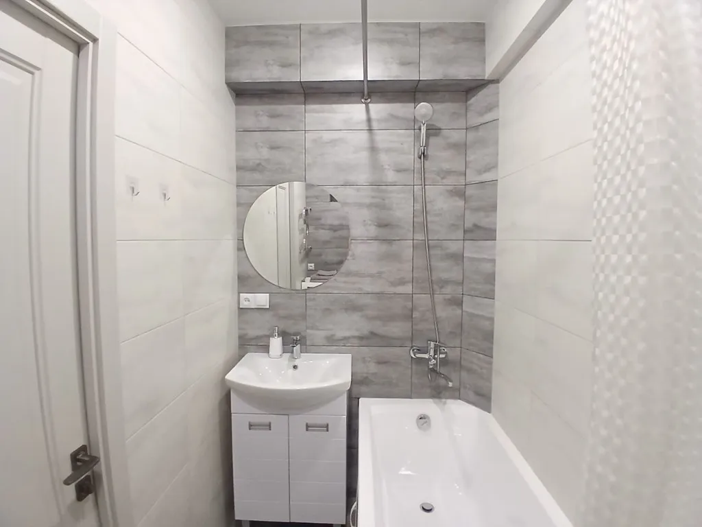 Элитная студия рядом с Пиплс парком