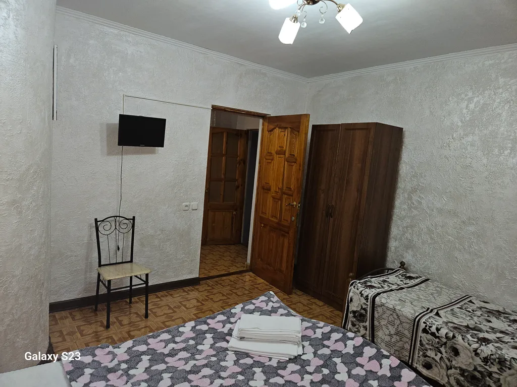 Квартира Квартира Гостевой дом в тихом уютном месте, рядом с морем — Сухум