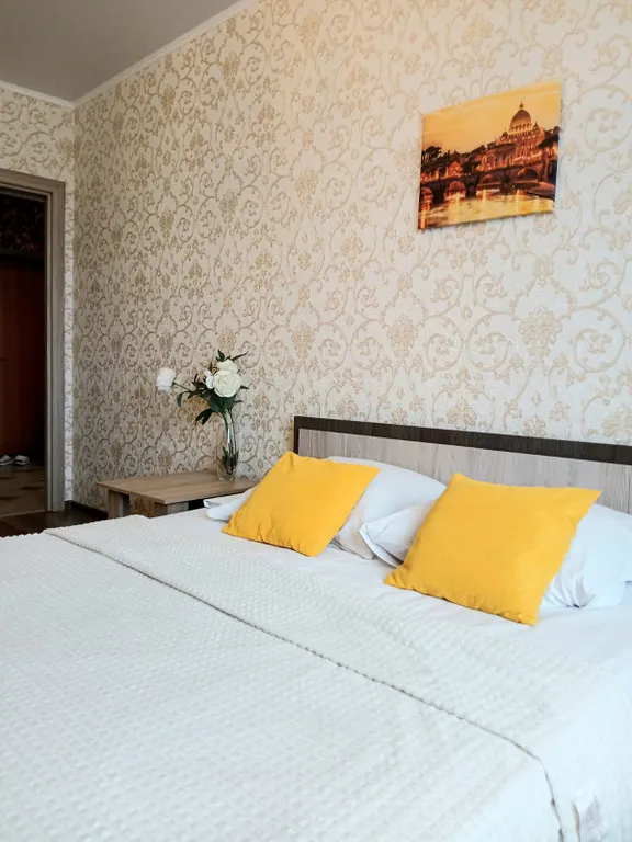 Квартира с видом на город, в центре левого берега