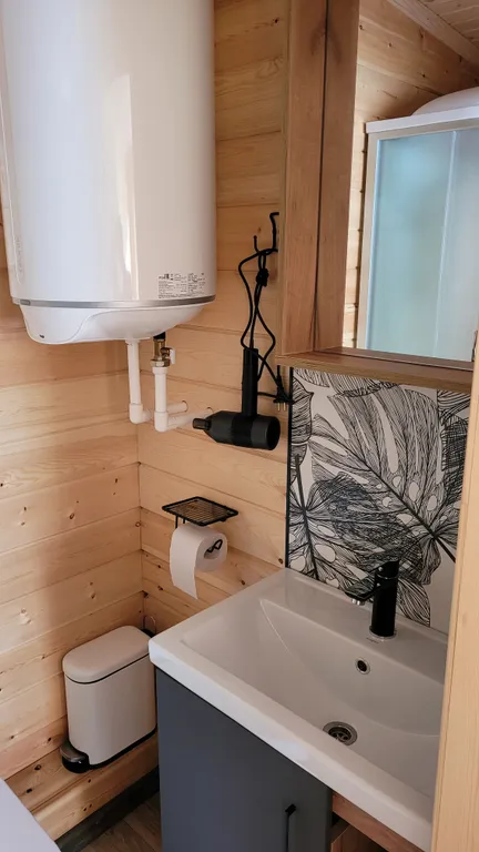 Коттедж Студия для двоих, часть дома с отдельным входом — Шерегеш