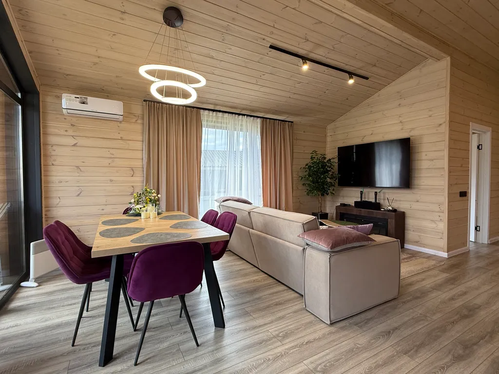 Коттедж Дом с сибирским чаном — Горки