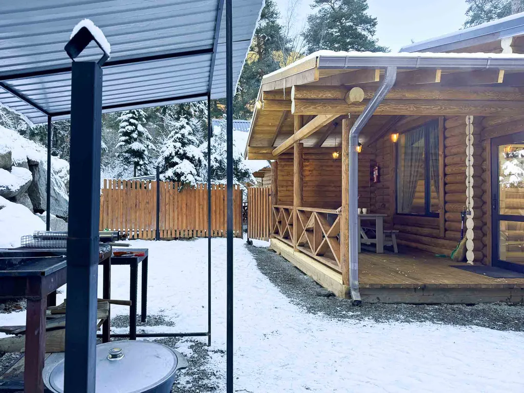 Жилой дом из сруба