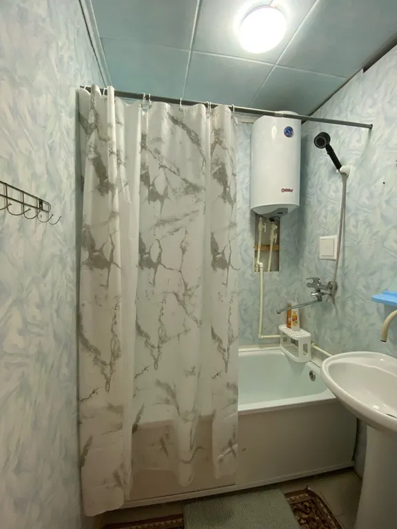 Квартира Трехкомнатная уютная квартира — Голышманово