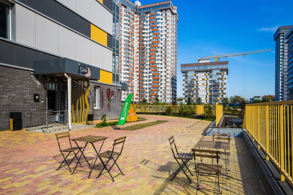 Большая двухкомнатная квартира в центре