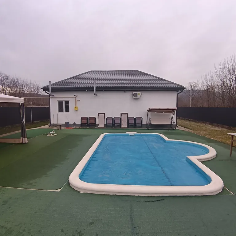 Уютный домик в горах Адыгеи Лесной островок