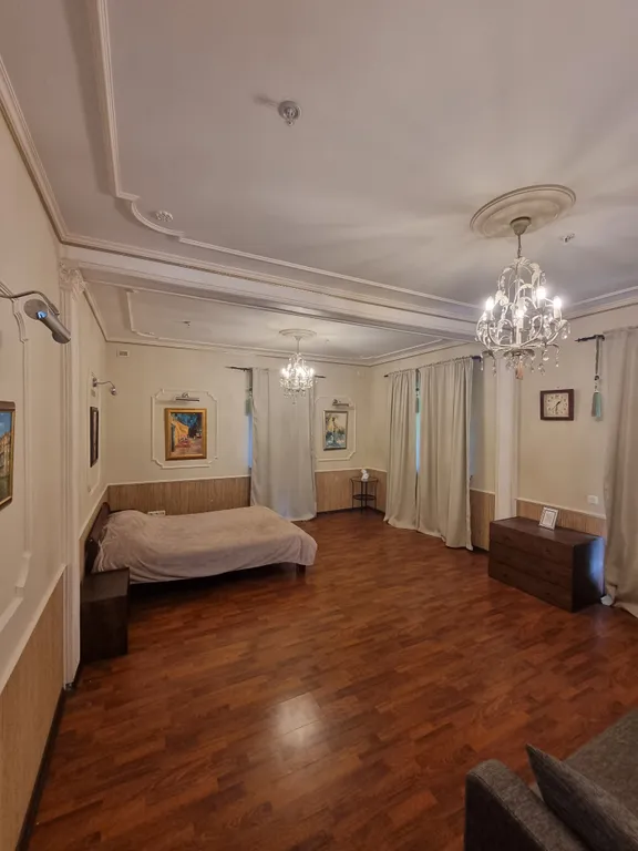 Вилла в парке XVIII века