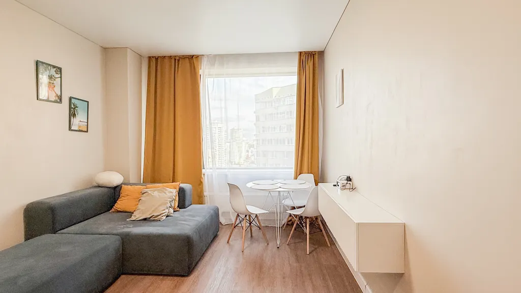 Апартаменты в центре с видом на город