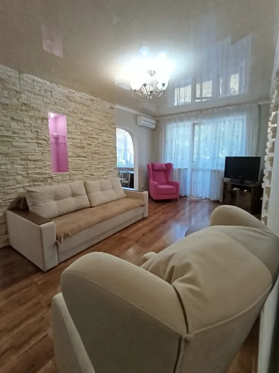 2-комнатная Квартира — аренда посуточно в Керчь