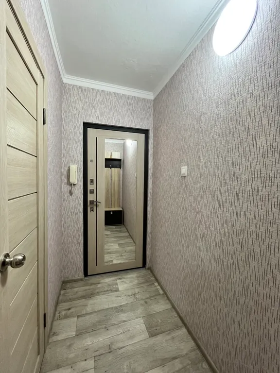 Проспект Ленина 98 кровать Ormatek+диван . Ост.5 поликлиника