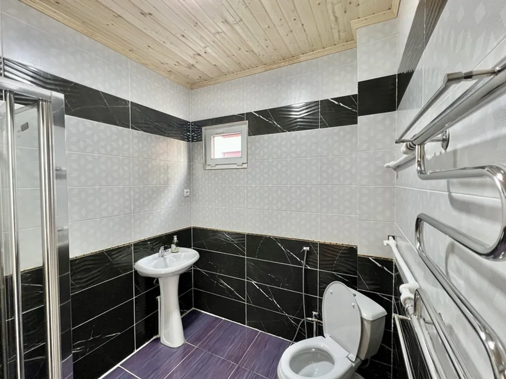 4-комнатный Дом