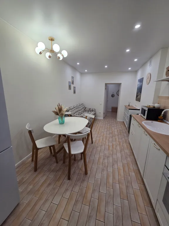 Современная 3-комнатная квартира в центре с дизайнерским ремонтом — аренда посуточно в Воронеж