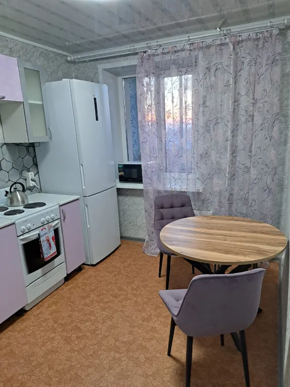 Квартира Видовая квартира — Тихвин