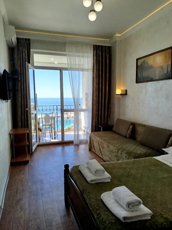 Ласпи - "Батилиман Лазурный, близко к пляжу, балкон с панорамным видом