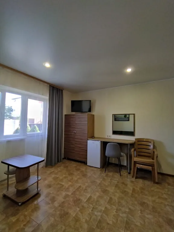 Этаж в доме с отдельным двором