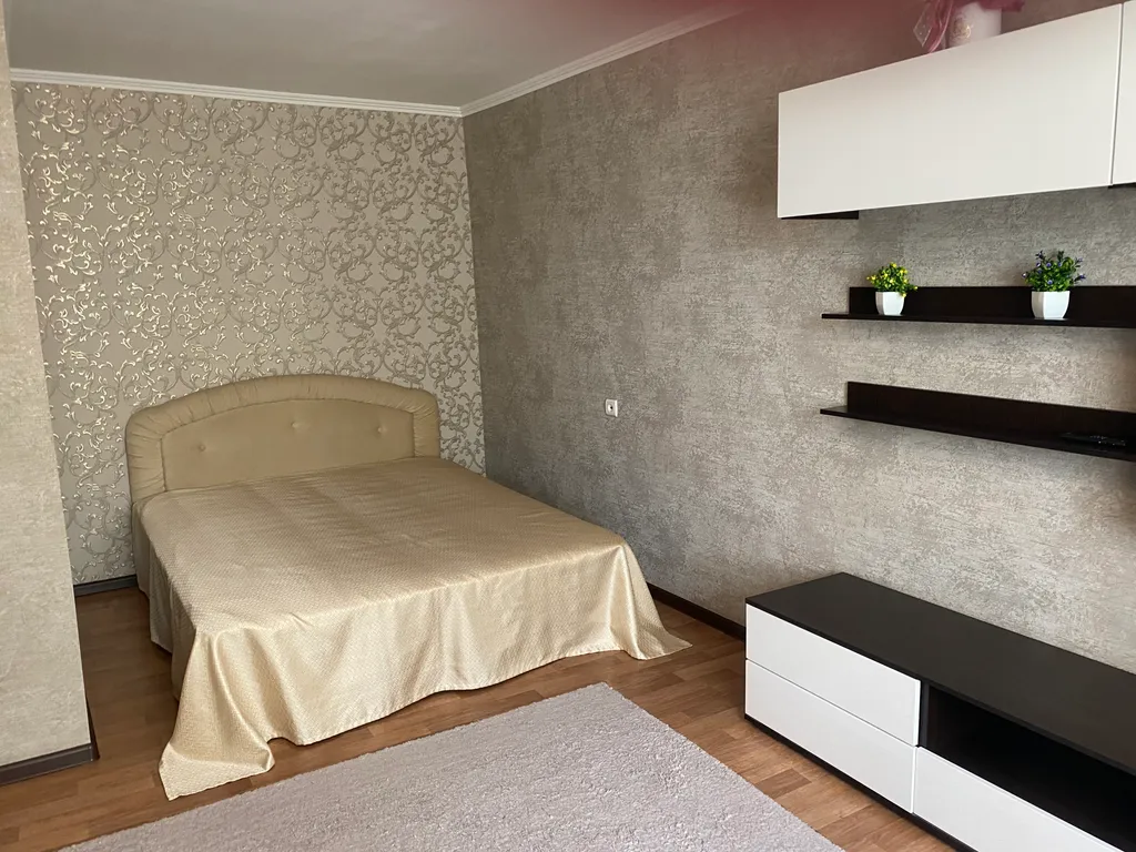 Уютная квартира с видом на лечебное озеро.