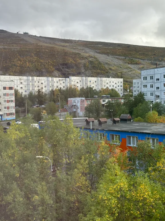 Теплая квартира с уютной, домашней энергетикой рядом со склоном