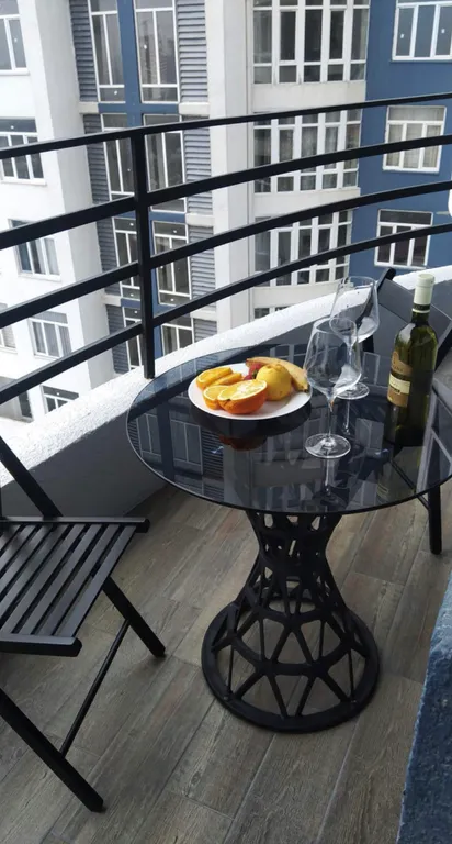 Светлая и уютная квартира с 3 комнатами, 7 минут от моря