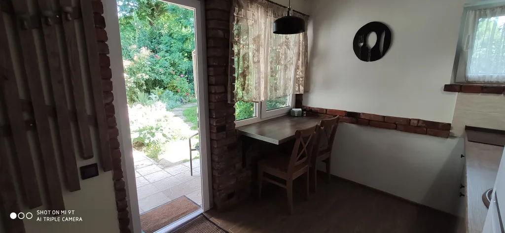 Студия с уютным двориком