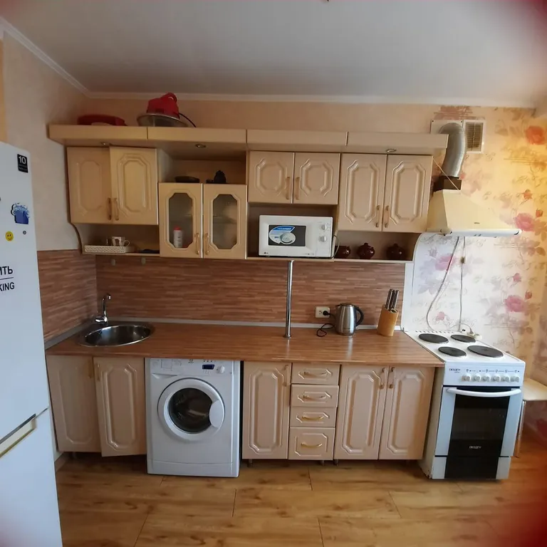 Квартира с мебелью и бытовой техникой