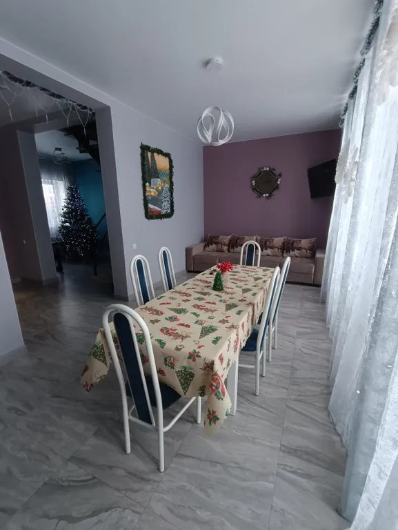 Дом с баней и купелью на дровах