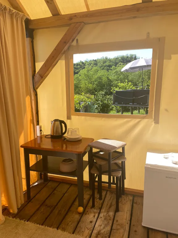 Глэмпинг с видом на море