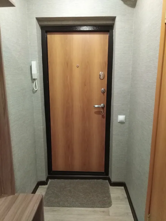 Квартира в 10 минутах езды на подземном трамвае до Мамаева кургана