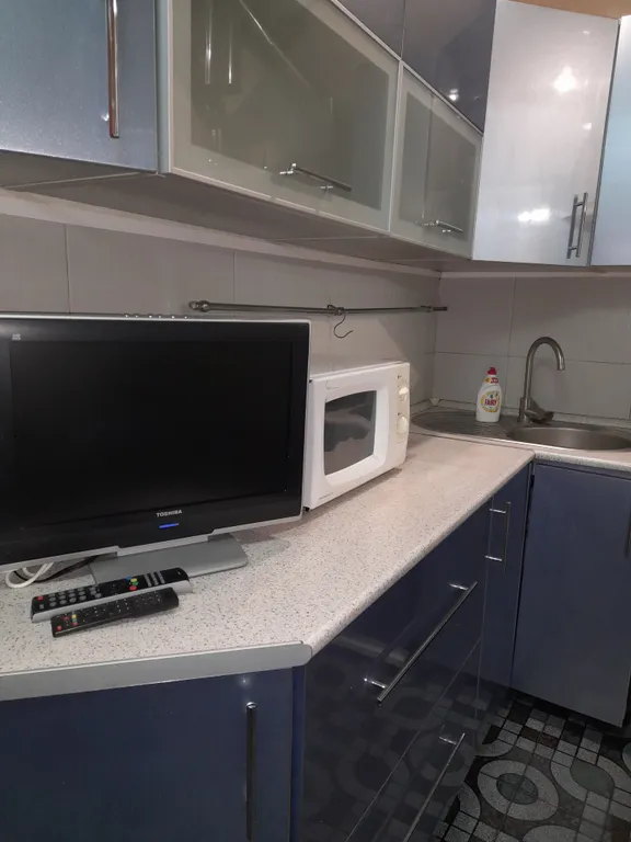 Коттедж Дом в Историческом центре с двором и въездом для автомобиля — Таганрог