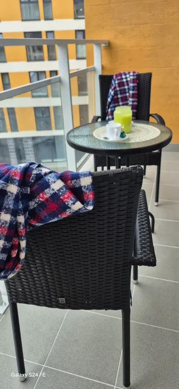 Новый стильный апартамент в двух шагах от моря с балконом и камином