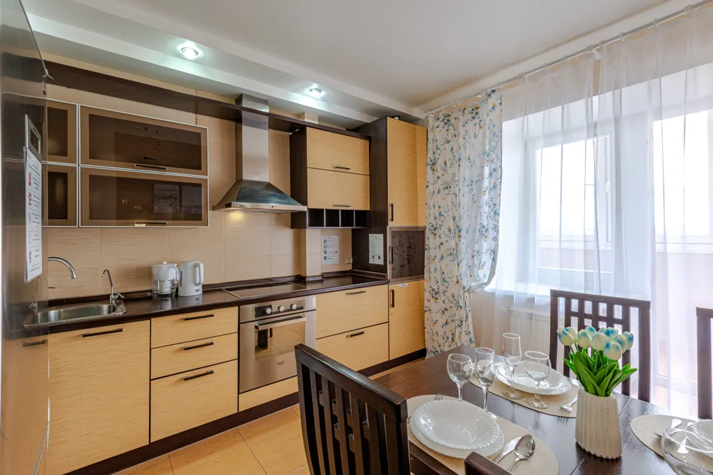 Просторная на заливе с панорамными окнами, кондиционер, 2 TV