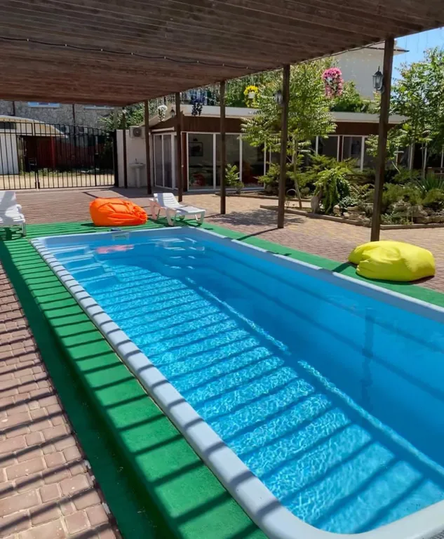 Коттедж Домик у моря, до пляжа 3 минуты пешком — аренда посуточно в Новофёдоровка