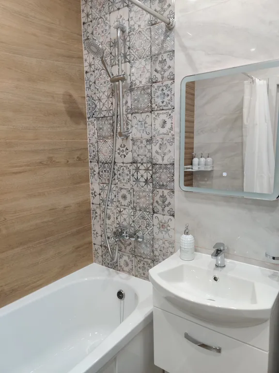 Красивая квартира в новом доме.Рядом ТЦ Сафари, Северный Народный Хор.