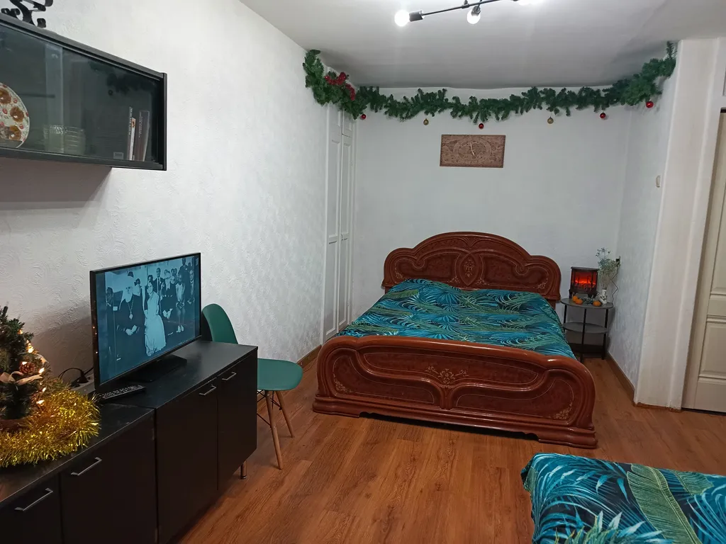 Романтичная однушка с камином на Волжской набережной