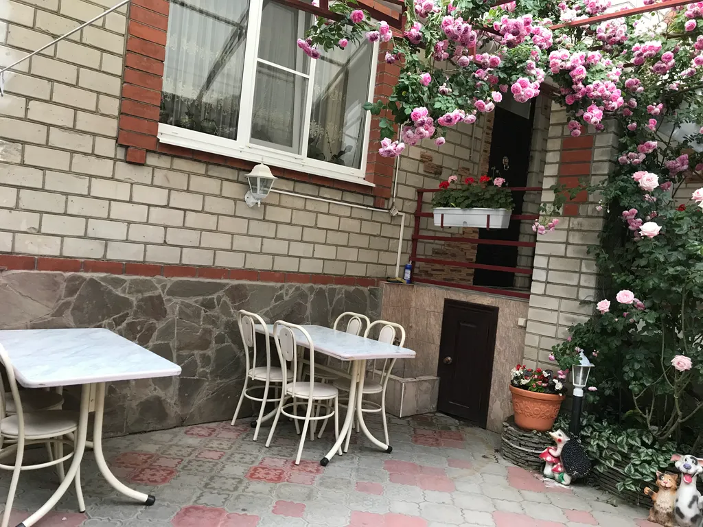 Коттедж Этаж в гостевом доме — Анапа