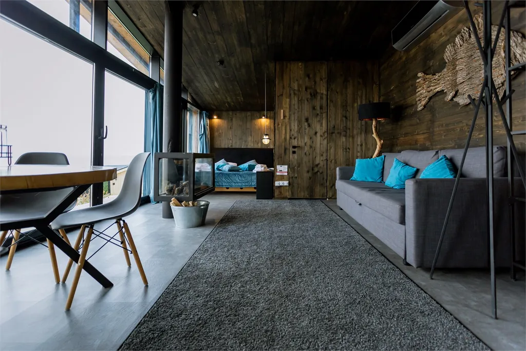 Дом Камская Лагуна, вид на Волгу, камин, Фурако