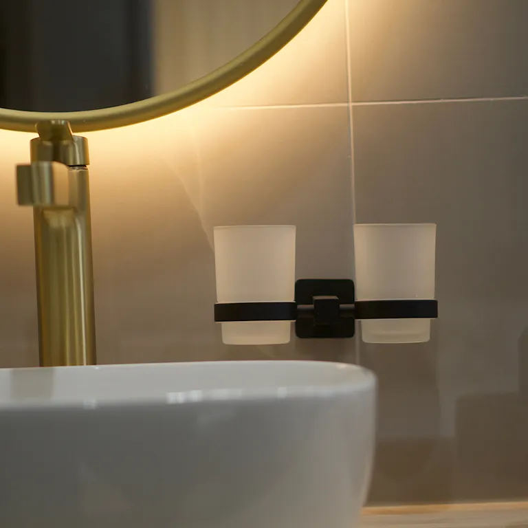 Домик в Икше с сауной и камином (Glassbox108 Premium 2)