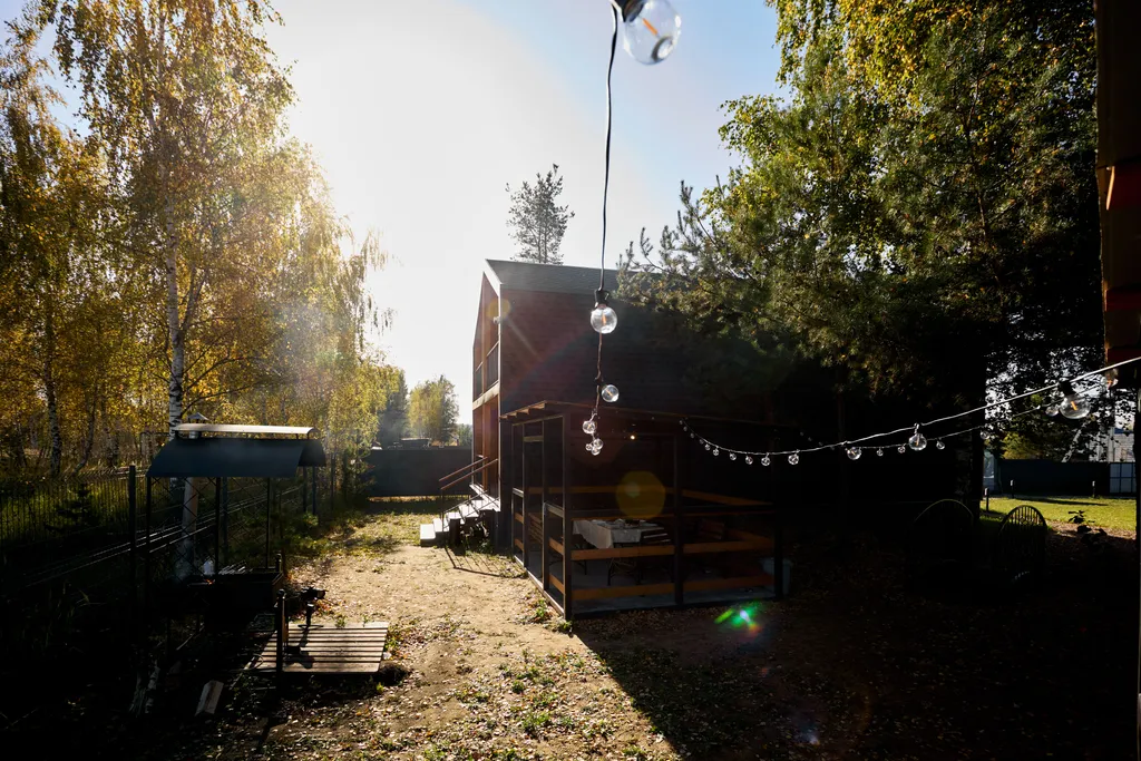 Уютный двухэтажный дом