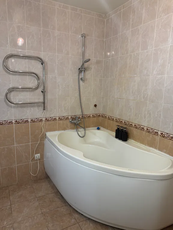 Квартира Просторная квартира с 3 кроватями в центре города — Хабаровск