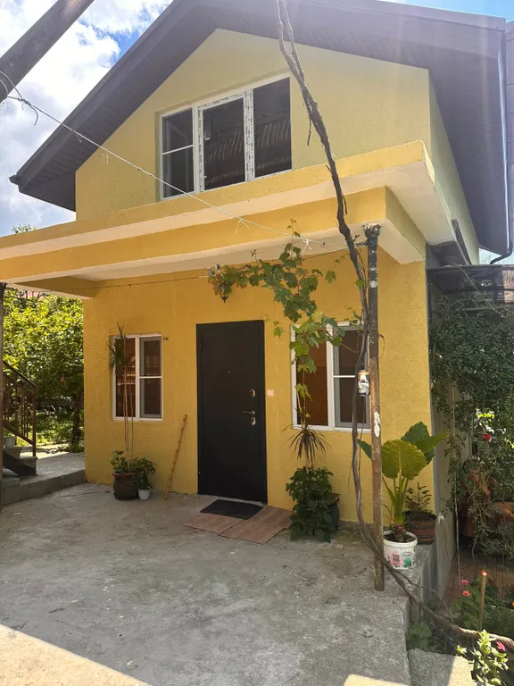 Коттедж Уютный четырёхместный домик — Гагра