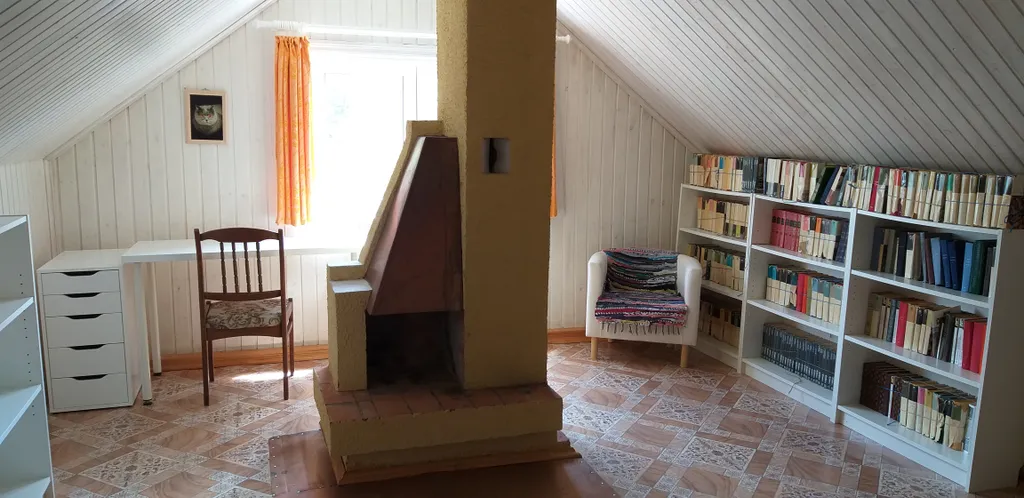 Уютный дом в сосновом лесу, национальный парк Угра