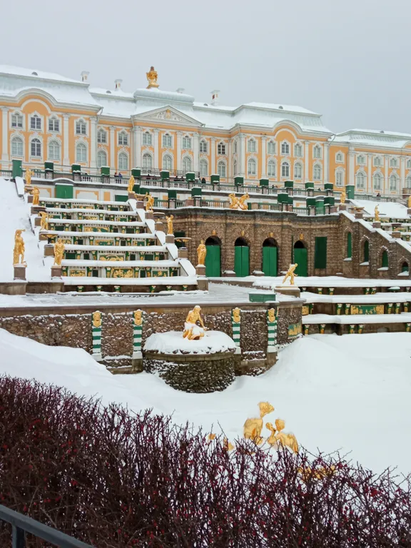Коттедж с видом на сад