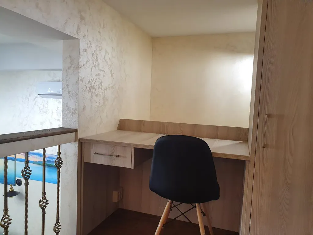 Двухуровневая квартира-студия