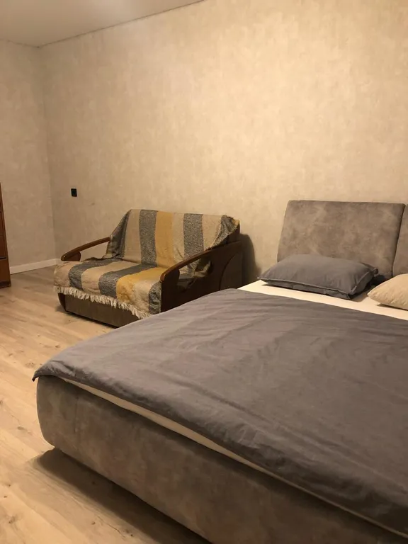 Квартира с видом на парк и озеро