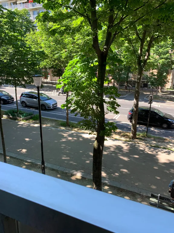 Студия в спокойном районе Парижа