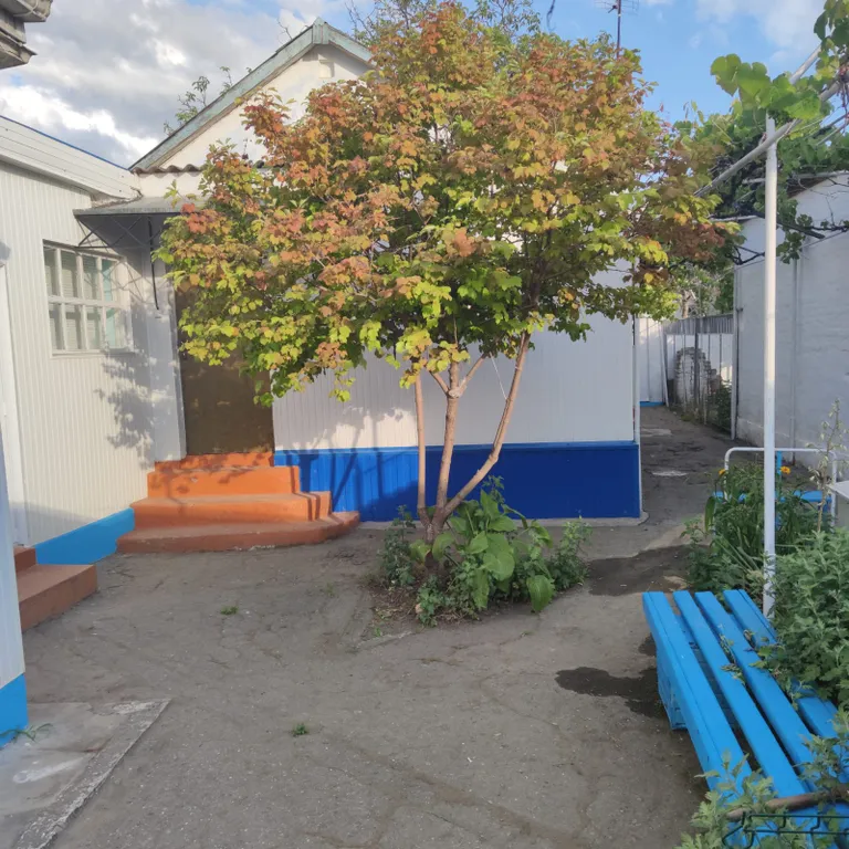 Уютный дом в самом центре