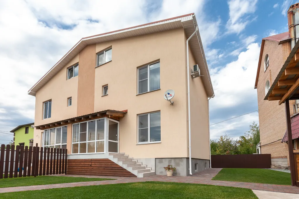 Уютный дом с видом на Волгу